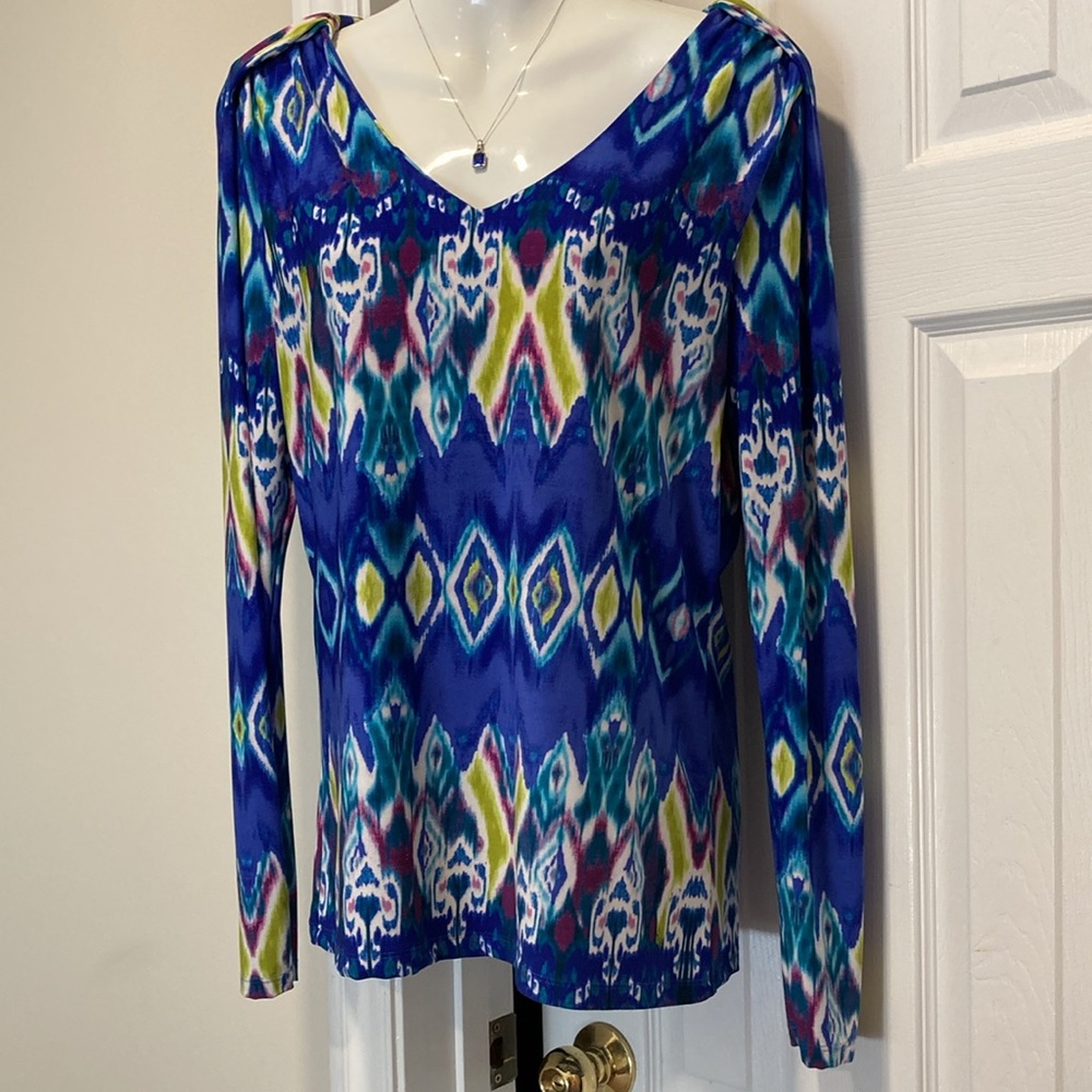 Jones New York Long Sleeve Blue V-Neck Top & Epaulette Design - Size Large